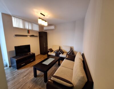 Тристаен Апартамент в района на Болницата